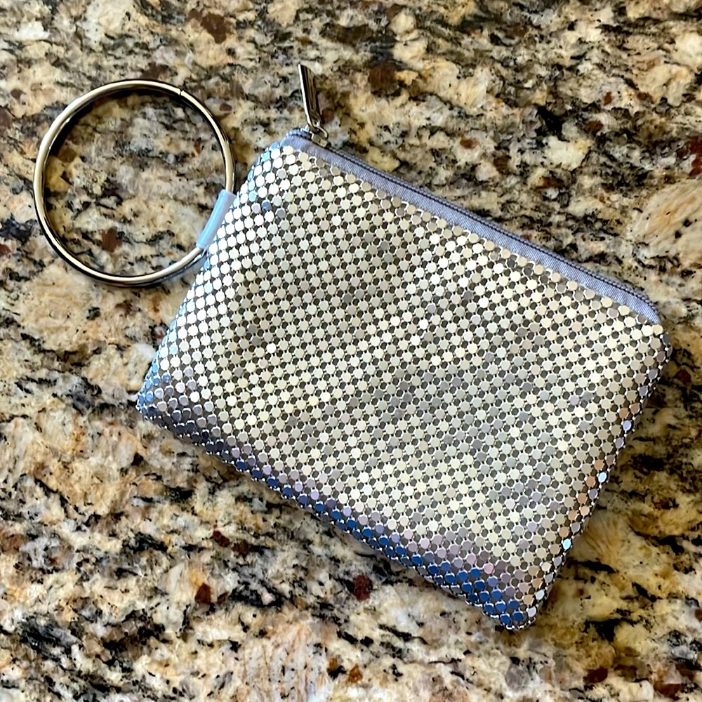 Silver Mesh Clutch with Bangle handle - Picture 3 of 11